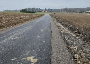 Powiększ zdjęcie: Bieżące remonty dróg gminnych15