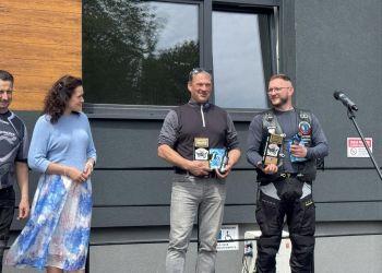 Powiększ zdjęcie: Sezon motocyklowy 2025 w Dębowcu i Bukovcu! 87 