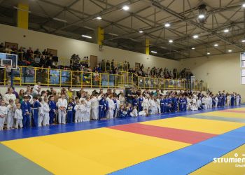 Powiększ zdjęcie: Stowarzyszenie Sportowe "Dąb" Dębowiec - Sekcja Judo